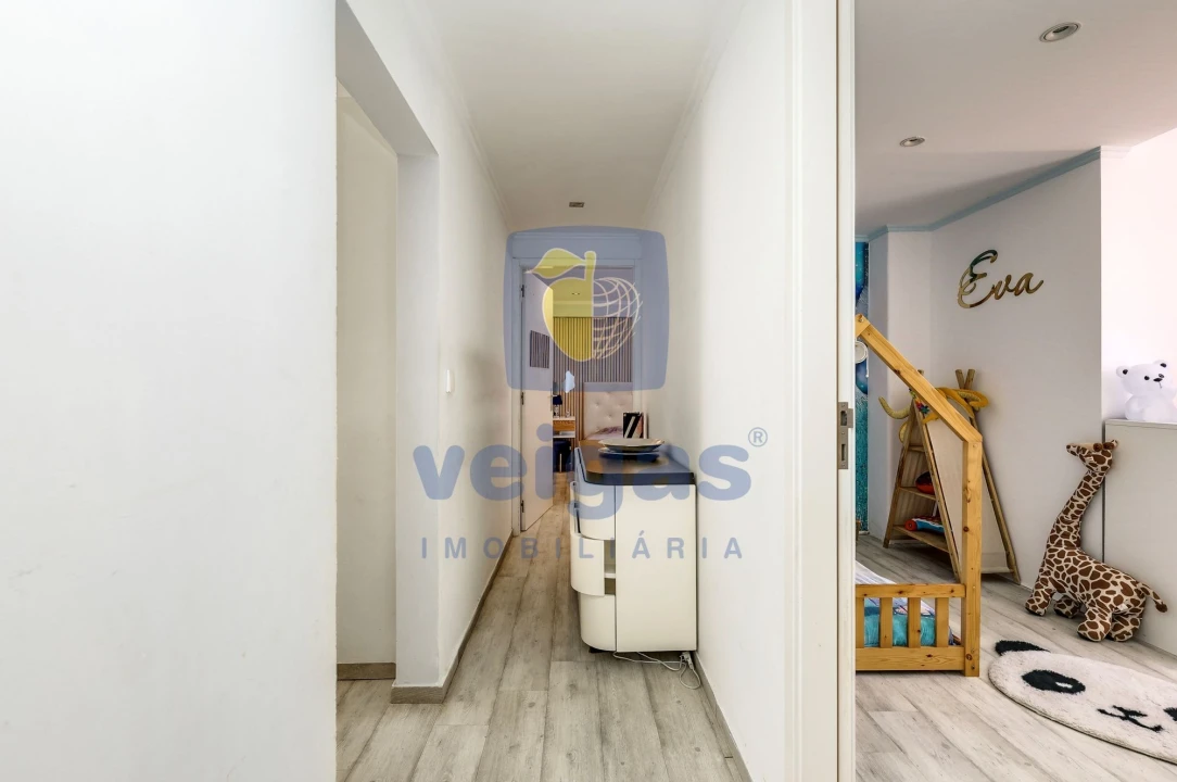 Apartamento T4 para Venda em Agualva e Mira-Sintra Foto 24