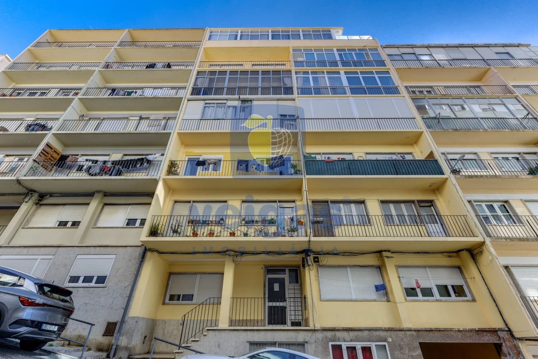 Apartamento T4 para Venda em Agualva e Mira-Sintra Foto 34