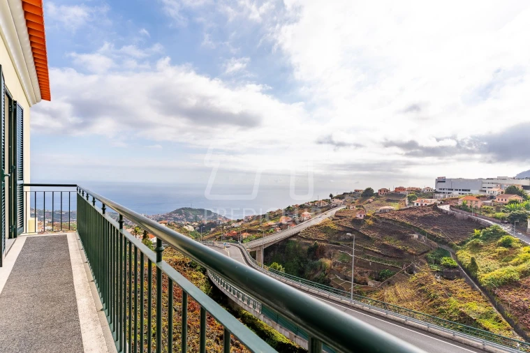 Moradia T3 para Venda em Camara de Lobos Foto 50