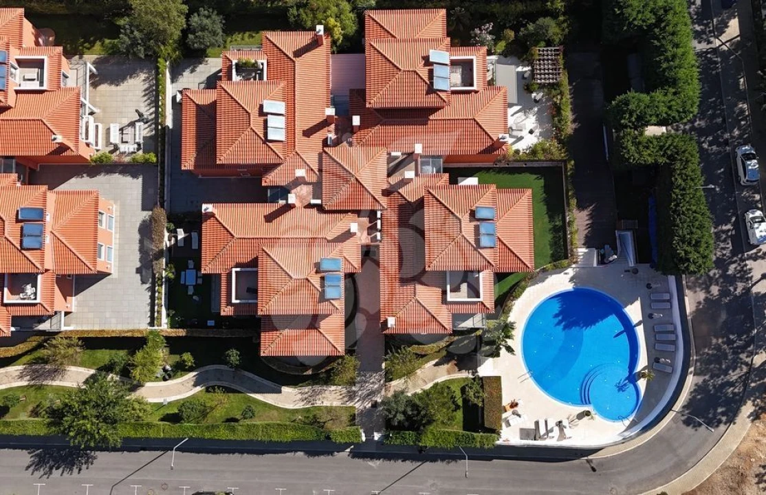 Apartamento T4 para Venda em Cascais e Estoril Foto 47
