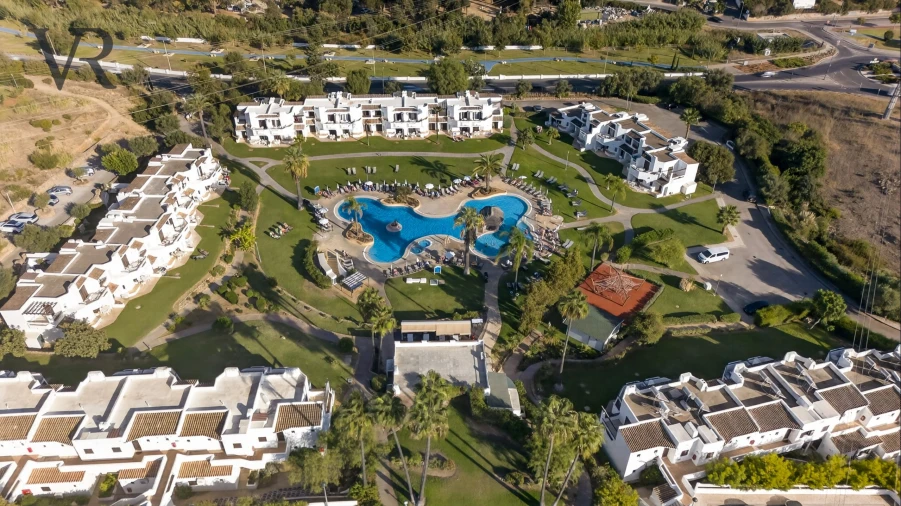 Apartamento T2 para Venda em Albufeira e Olhos de Água Foto 29