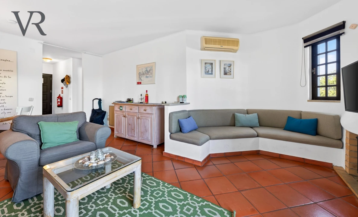 Apartamento T2 para Venda em Albufeira e Olhos de Água Foto 9