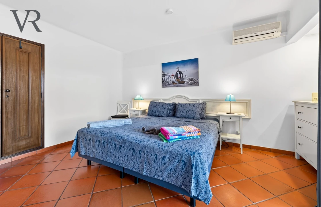 Apartamento T2 para Venda em Albufeira e Olhos de Água Foto 16