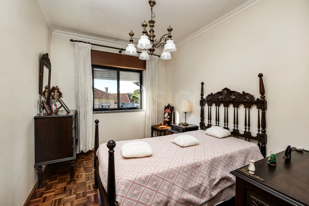 Apartamento T3 para Venda em Porto Salvo Foto 12