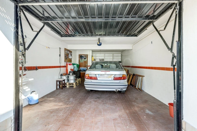 Apartamento T3 para Venda em Porto Salvo Foto 23
