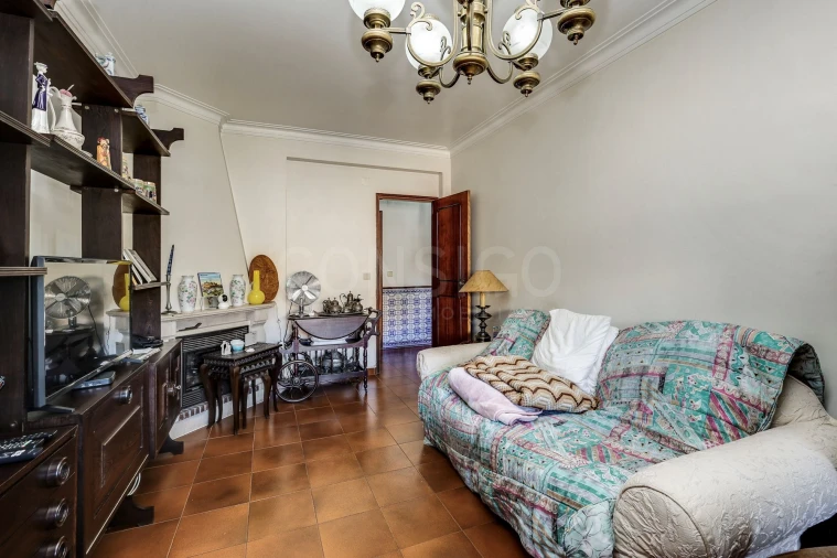 Apartamento T3 para Venda em Porto Salvo Foto 5