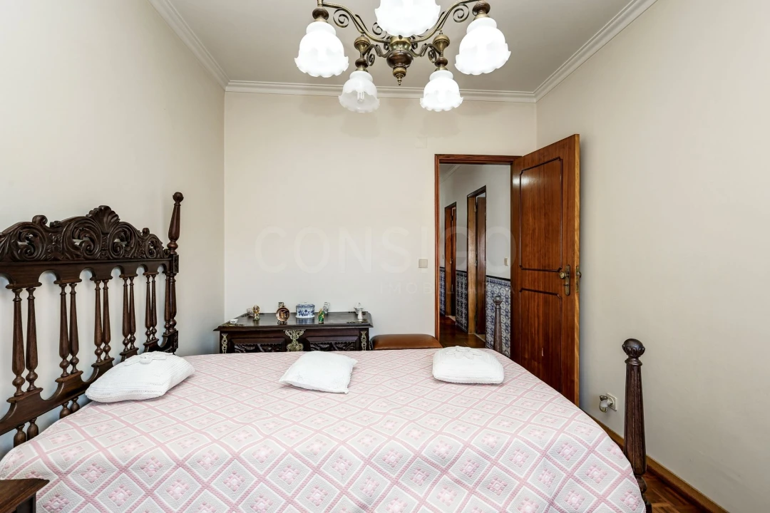 Apartamento T3 para Venda em Porto Salvo Foto 13
