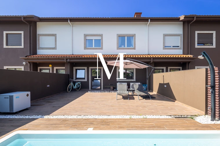 Moradia T4 para Venda em Santa Marinha e São Pedro da Afurada Foto 15