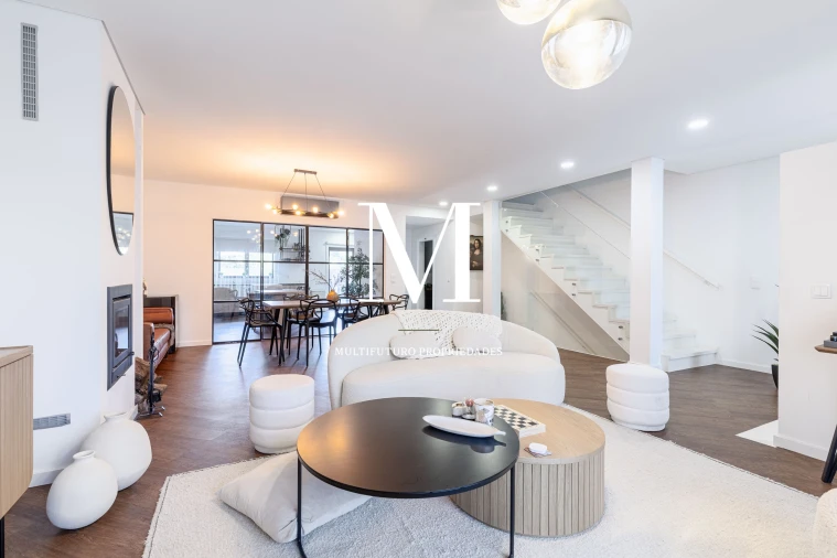 Moradia T4 para Venda em Santa Marinha e São Pedro da Afurada Foto 6