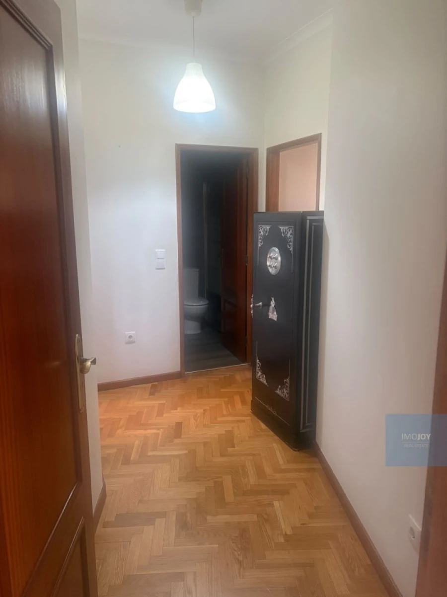 Apartamento T2 para Venda em Cedofeita, Santo Ildefonso, Sé, Miragaia, São Nicolau e Vitória Foto 27