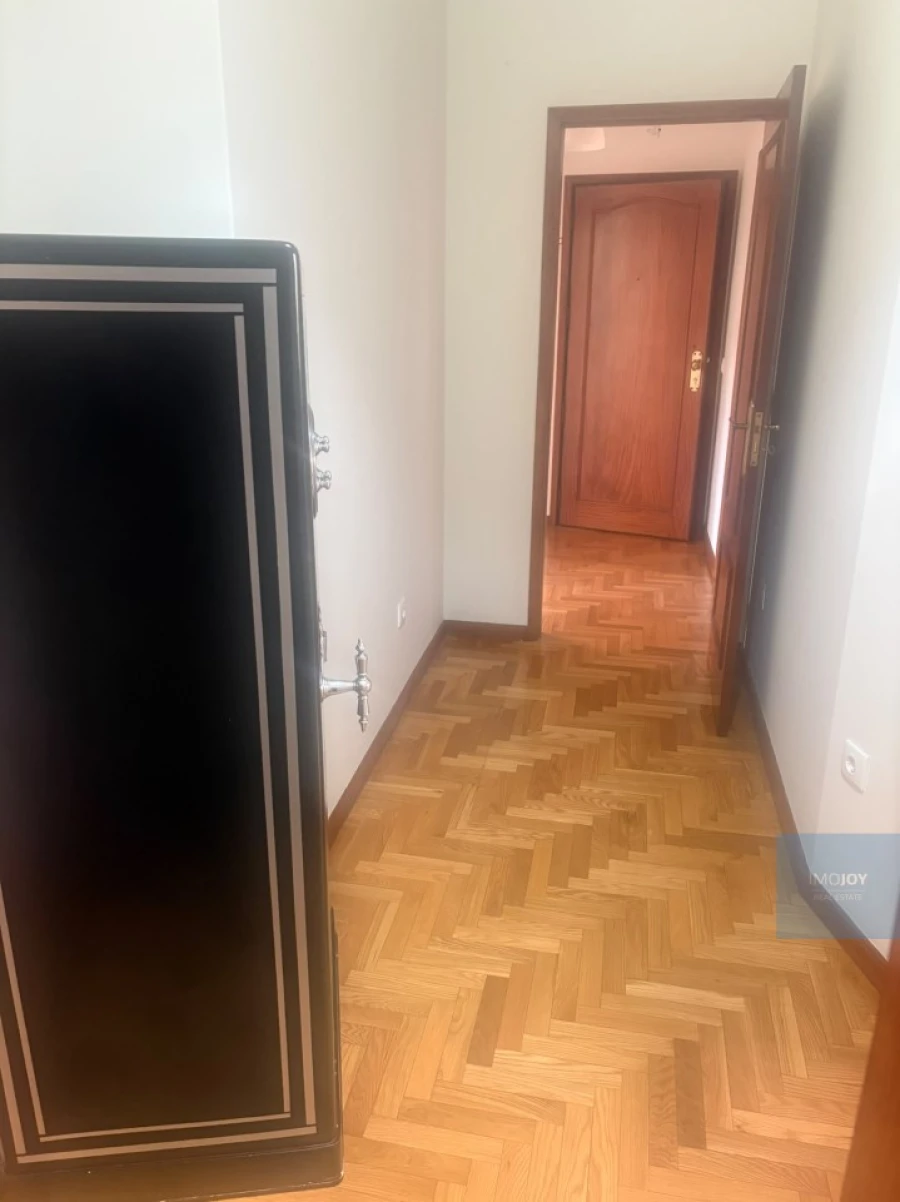 Apartamento T2 para Venda em Cedofeita, Santo Ildefonso, Sé, Miragaia, São Nicolau e Vitória Foto 28