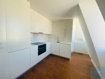 Apartamento T3 para Venda em Arroios