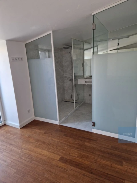Apartamento T3 para Venda em Arroios