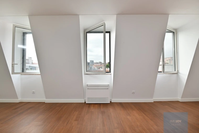 Apartamento T3 para Venda em Arroios Foto 3