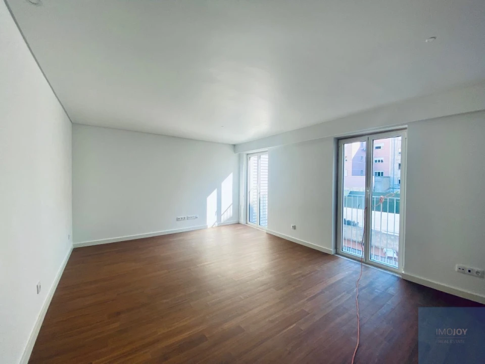 Apartamento T2 para Venda em Arroios Foto 2