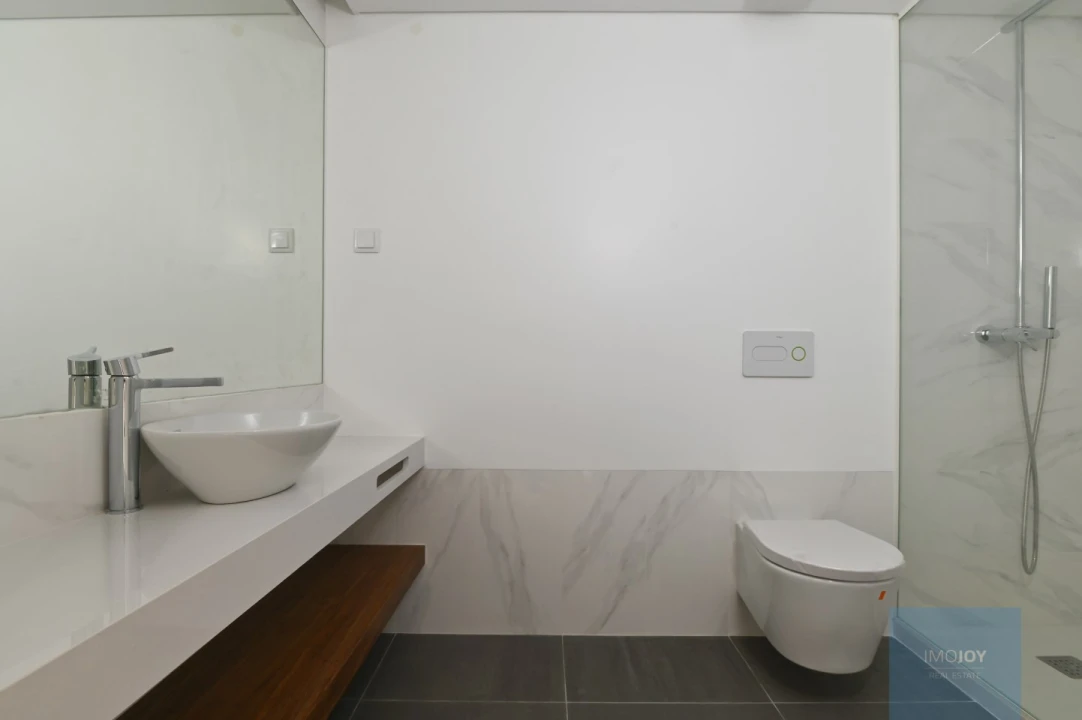 Apartamento T2 para Venda em Arroios Foto 18