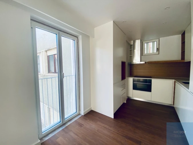 Apartamento T2 para Venda em Arroios Foto 13
