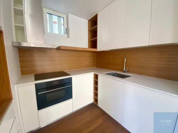 Apartamento T2 para Venda em Arroios Foto 14