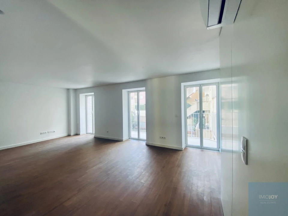 Apartamento T2 para Venda em Arroios Foto 1