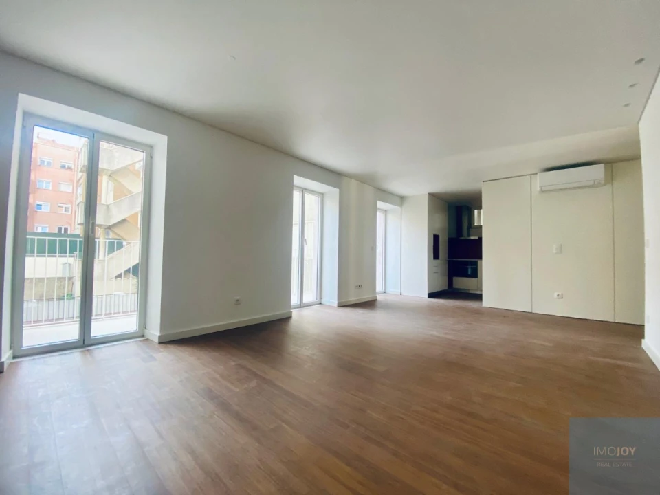 Apartamento T2 para Venda em Arroios Foto 3
