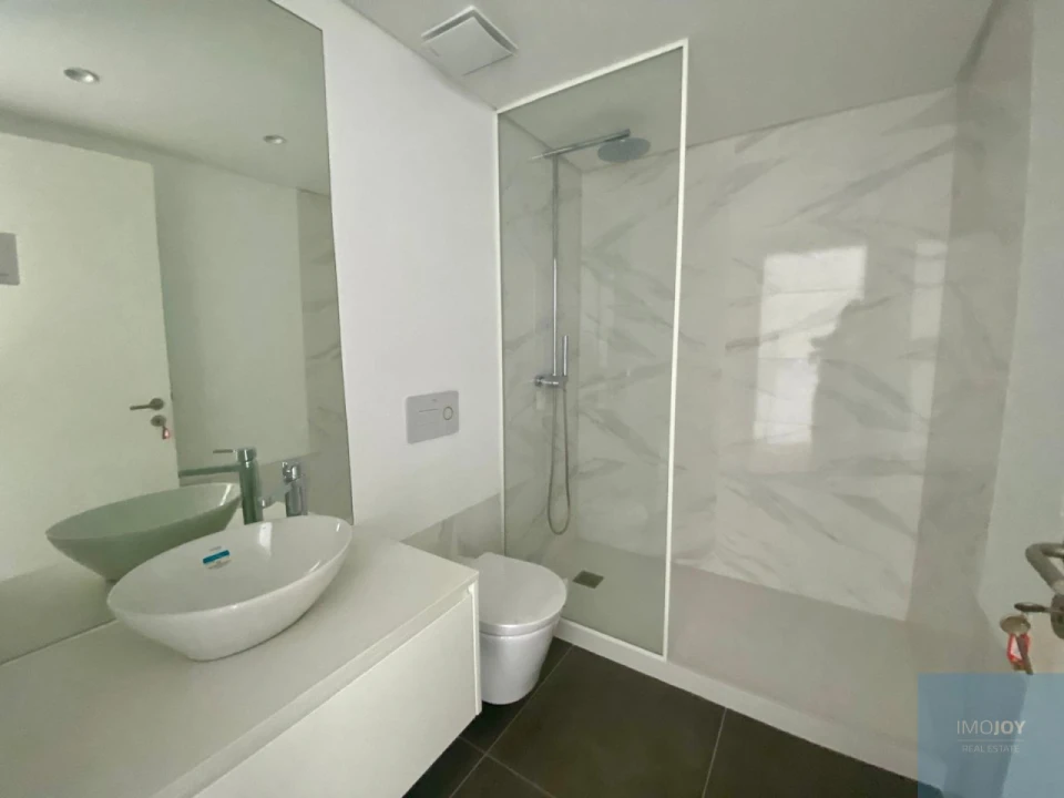 Apartamento T2 para Venda em Arroios Foto 11