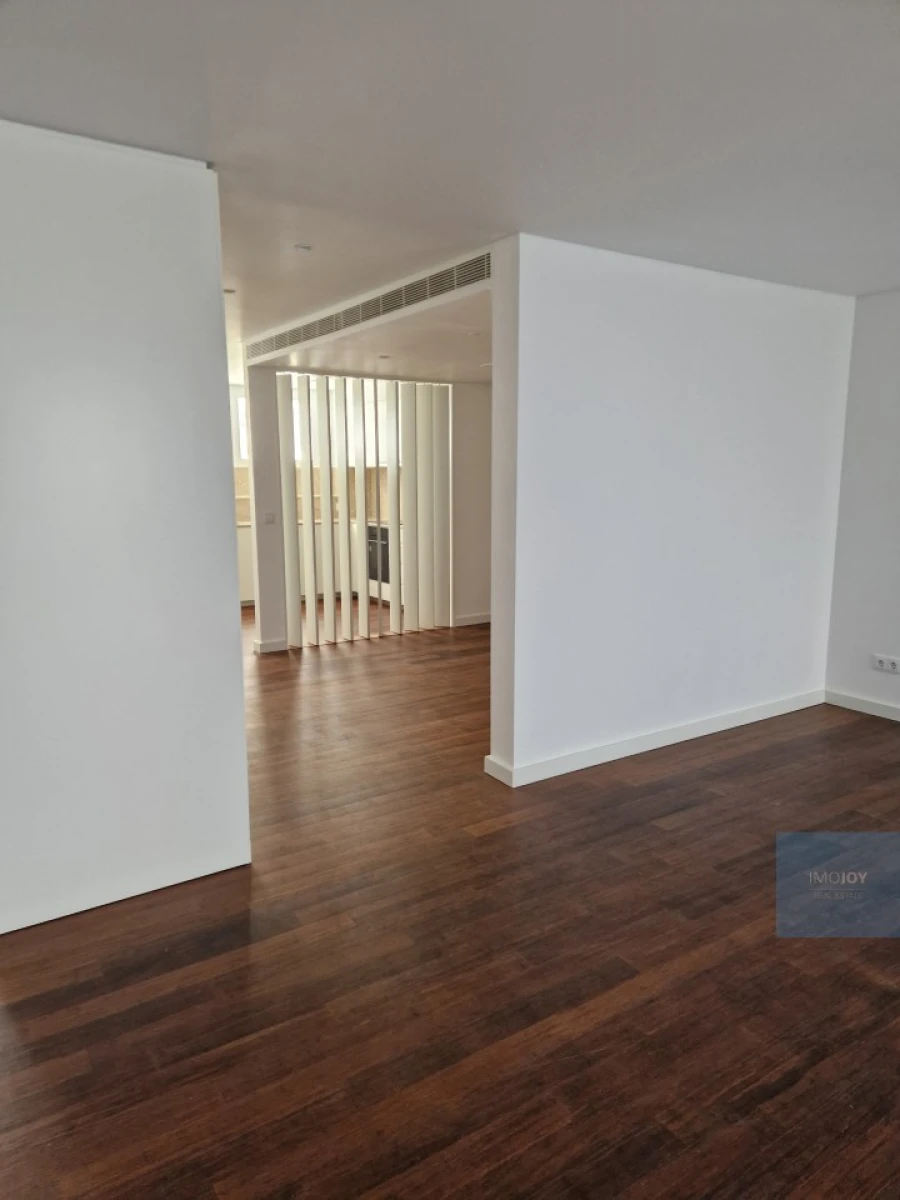 Apartamento T3 para Venda em Arroios Foto 4