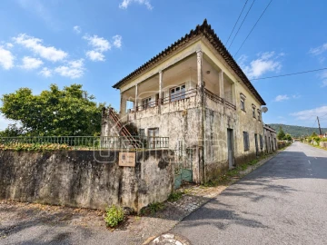 Moradia T5 para Venda em Barroselas e Carvoeiro