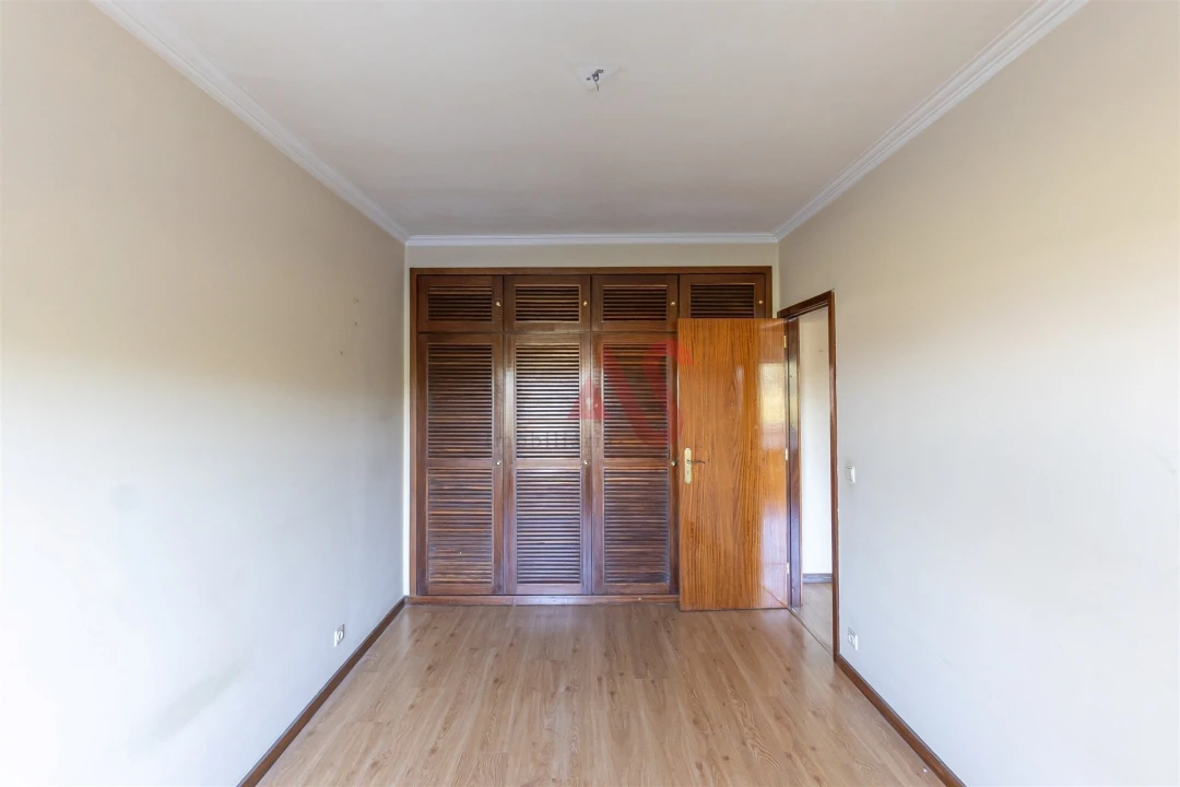 Apartamento T3 para Venda em Vilar de Andorinho Foto 20