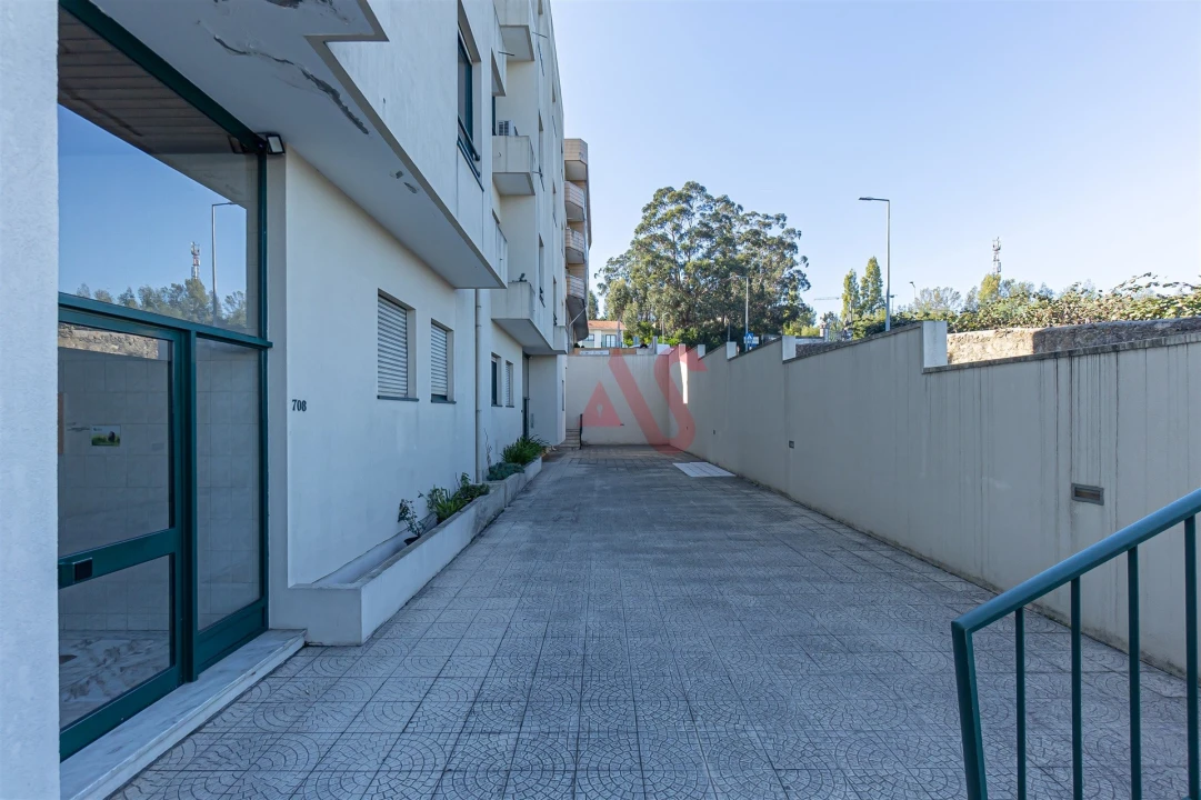Apartamento T3 para Venda em Vilar de Andorinho Foto 6