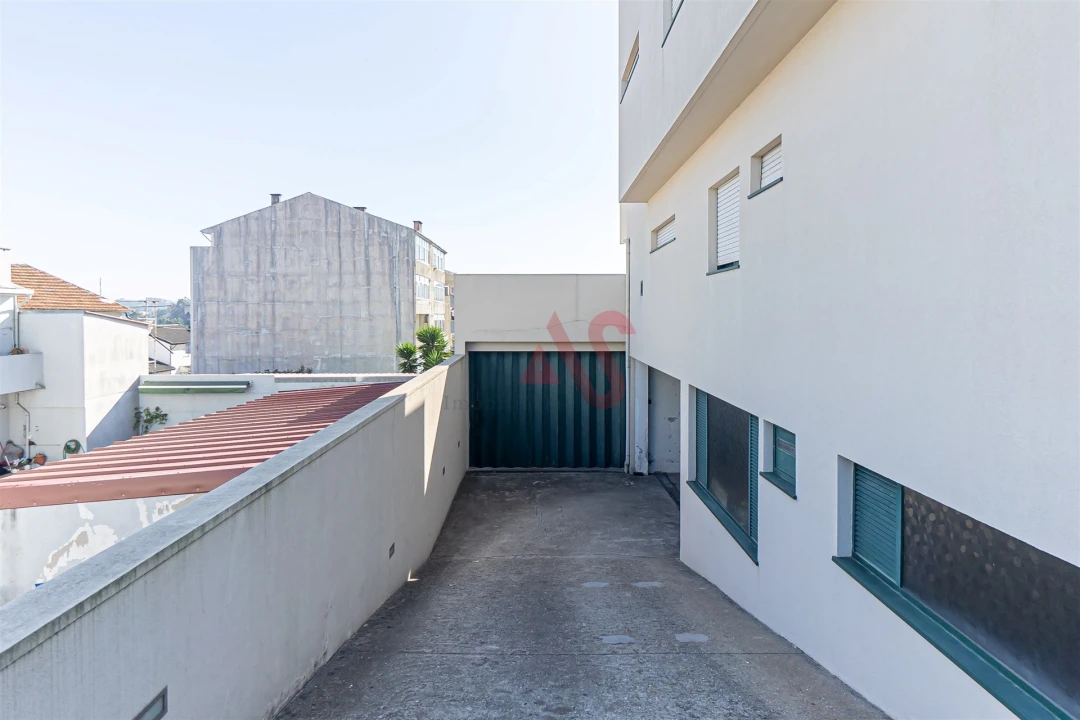 Apartamento T3 para Venda em Vilar de Andorinho Foto 28