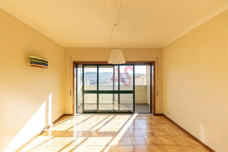 Apartamento T3 para Venda em Vilar de Andorinho Foto 8