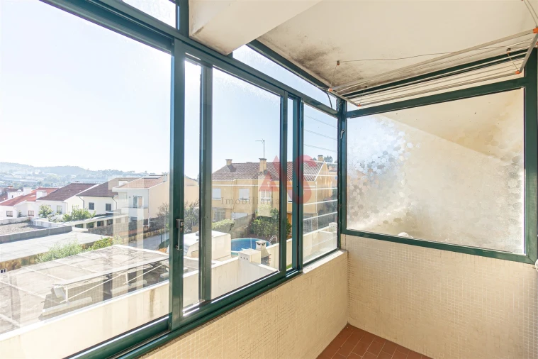 Apartamento T3 para Venda em Vilar de Andorinho Foto 13