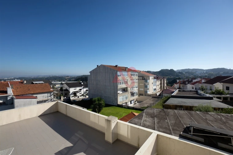 Apartamento T3 para Venda em Vilar de Andorinho Foto 9