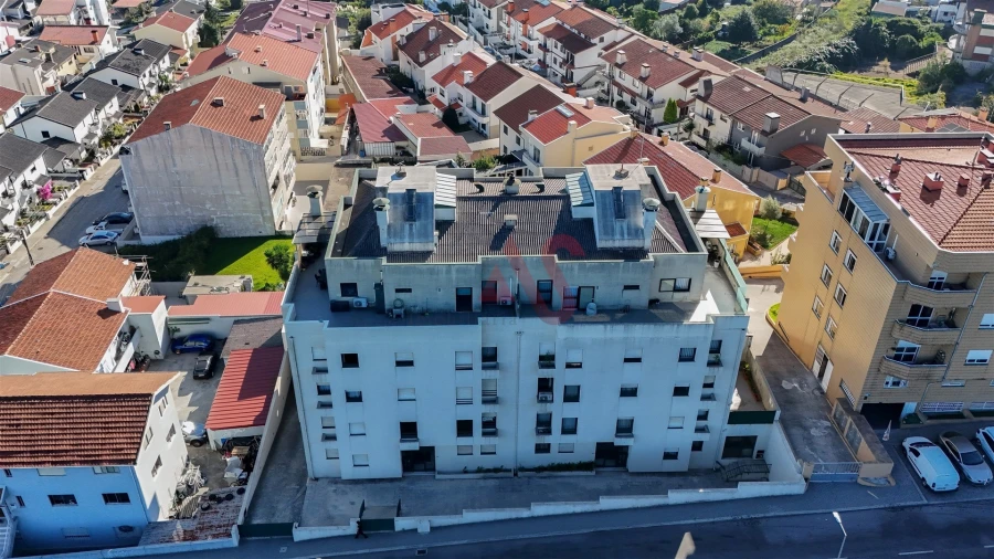 Apartamento T3 para Venda em Vilar de Andorinho Foto 30