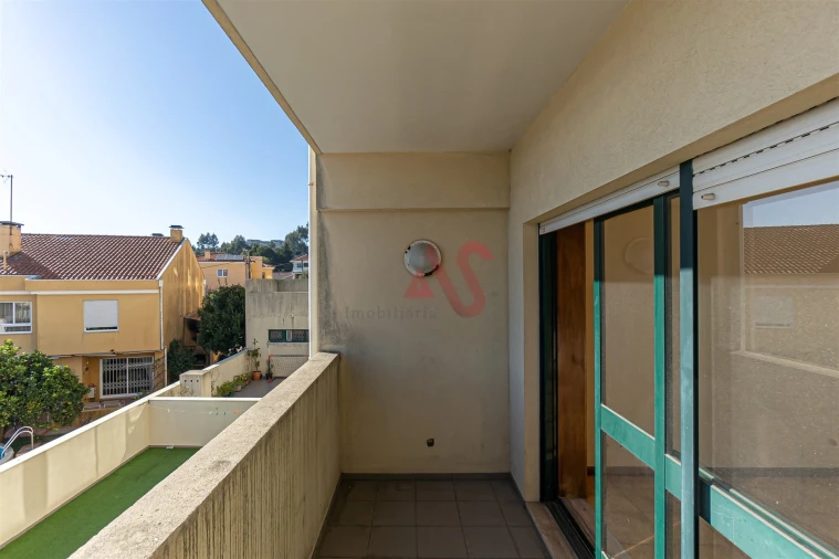 Apartamento T3 para Venda em Vilar de Andorinho Foto 15