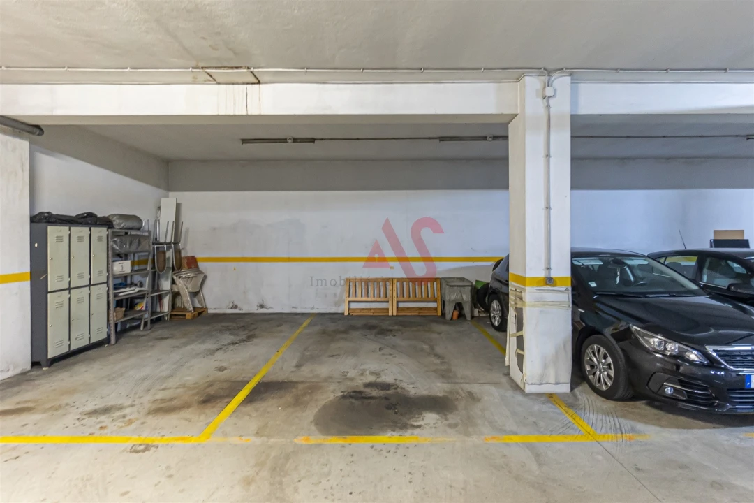 Apartamento T3 para Venda em Vilar de Andorinho Foto 26