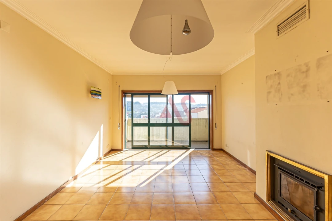 Apartamento T3 para Venda em Vilar de Andorinho Foto 7