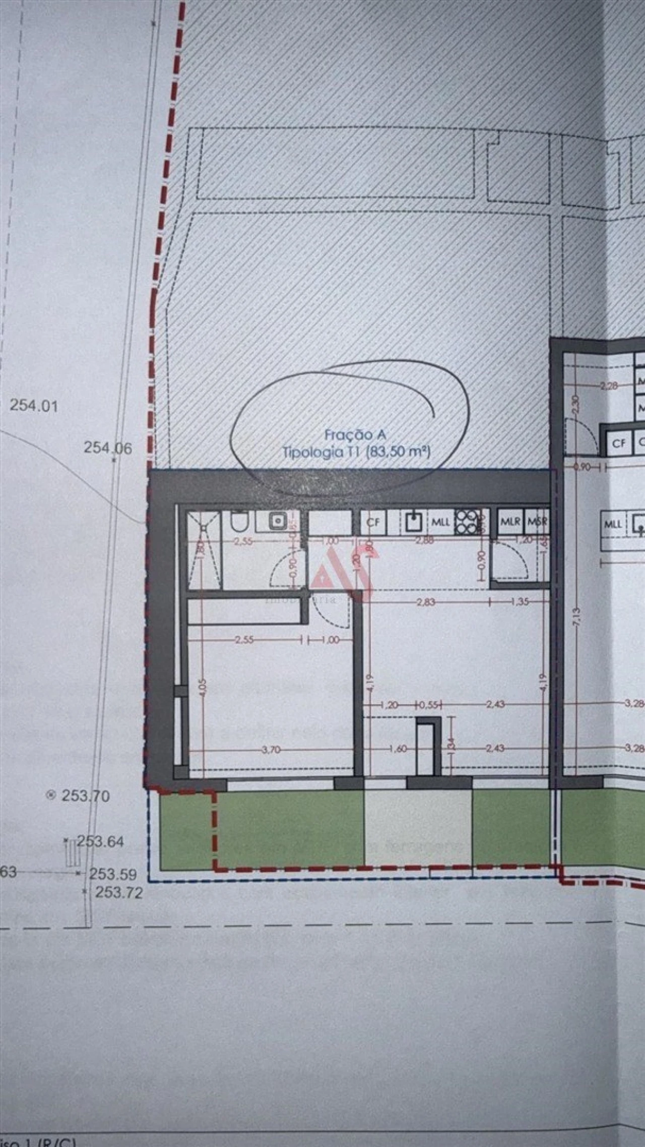 Apartamento T1 para Venda em Infias Foto 15