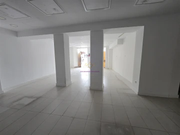 Loja para Arrendamento em União das Freguesias de Setúbal