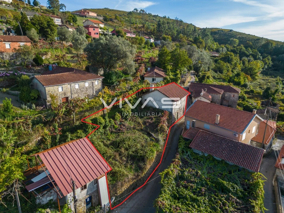 Moradia T2 para Venda em Sande, Vilarinho, Barros e Gomide Foto 3