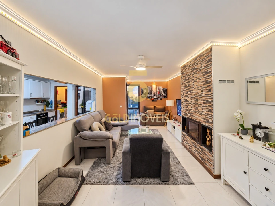 Apartamento T3 para Venda em Argoncilhe Foto 12