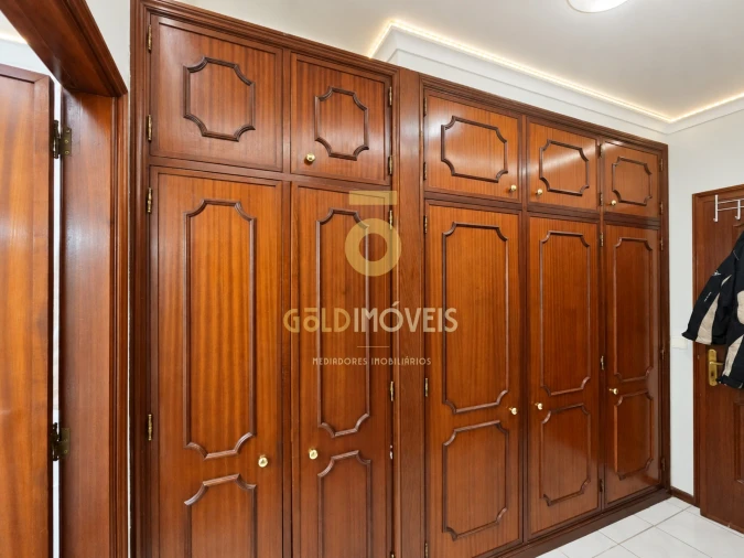 Apartamento T3 para Venda em Argoncilhe Foto 18