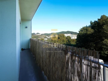 Apartamento T1 para Arrendamento em Sobrado e Bairros