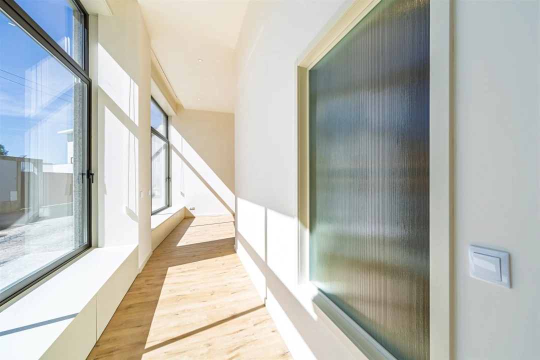Apartamento T2 para Venda em Paranhos Foto 3