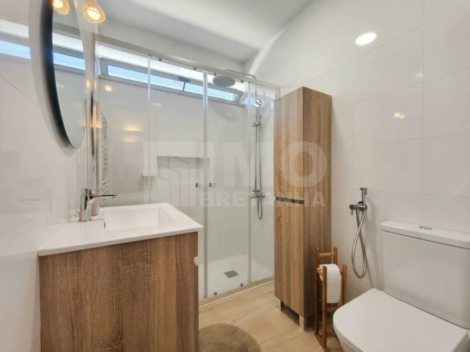 Apartamento T1 para Venda em Santa Clara e Castelo Viegas Foto 4