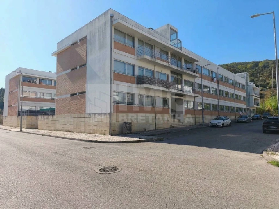 Apartamento T1 para Venda em Santa Clara e Castelo Viegas Foto 1