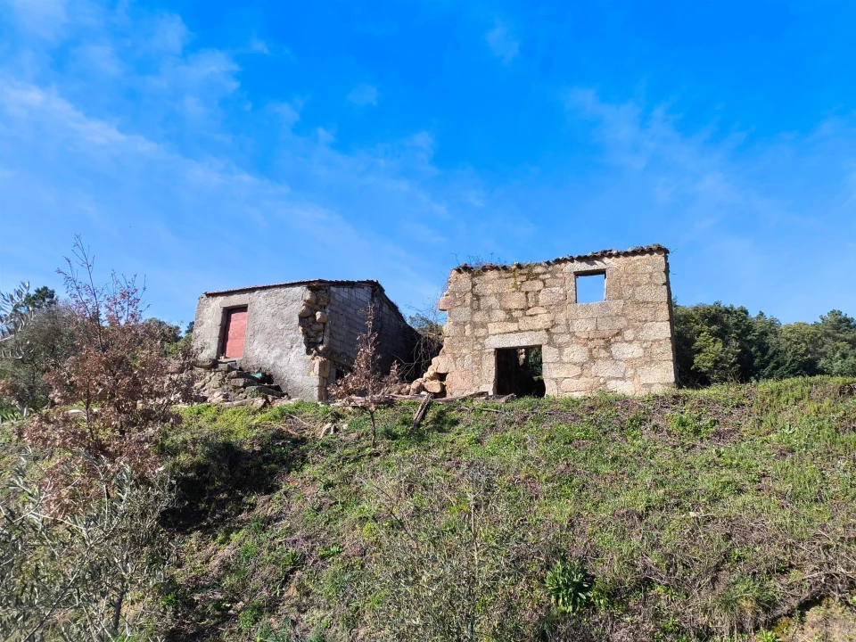 Quinta T0 para Venda em Orjais Foto 7
