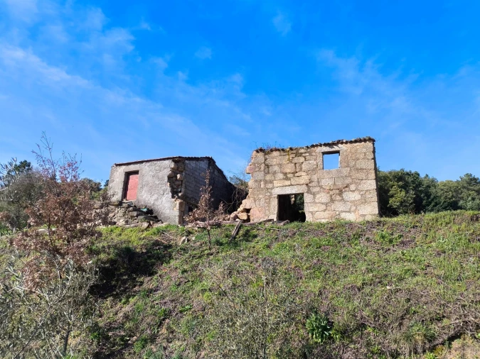 Quinta T0 para Venda em Orjais Foto 7