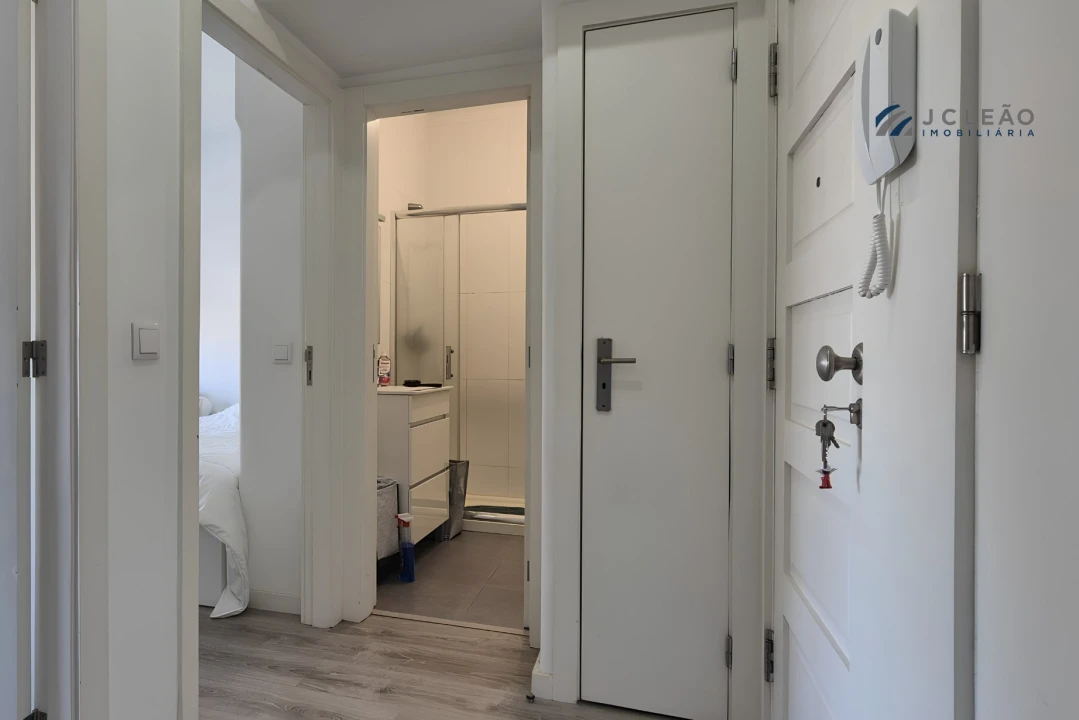 Apartamento T1 para Arrendamento em Cedofeita, Santo Ildefonso, Sé, Miragaia, São Nicolau e Vitória Foto 11