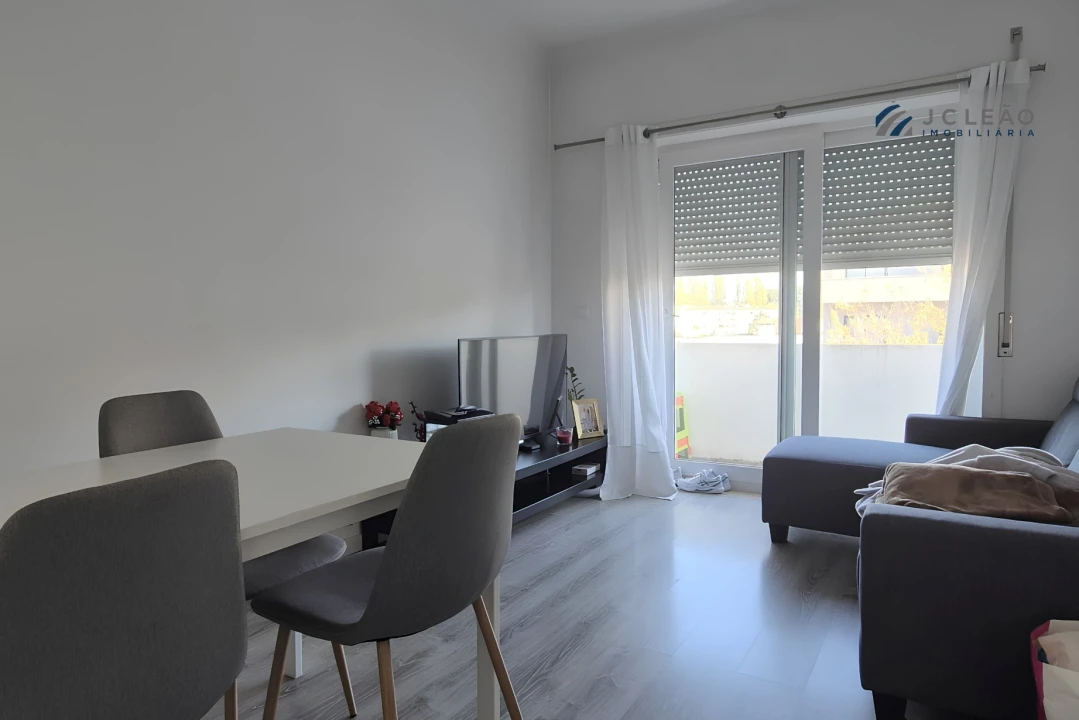 Apartamento T1 para Arrendamento em Cedofeita, Santo Ildefonso, Sé, Miragaia, São Nicolau e Vitória Foto 1